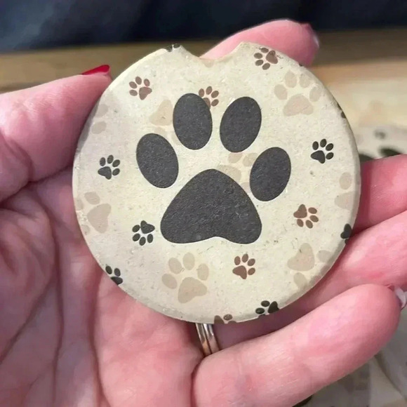 Ceramic paw tiles - Picture 2 of 3
